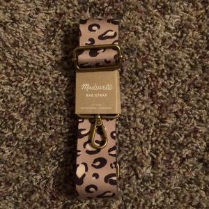 Madewell purse strap.